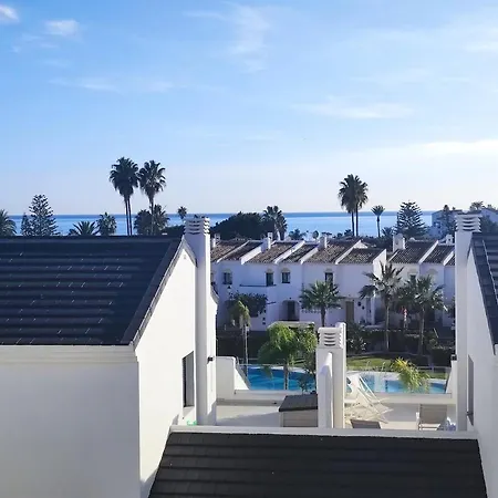 A Penthouse With An Ocean View 아파트 에스테포나
