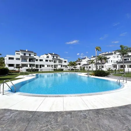 A Penthouse With An Ocean View * Estepona